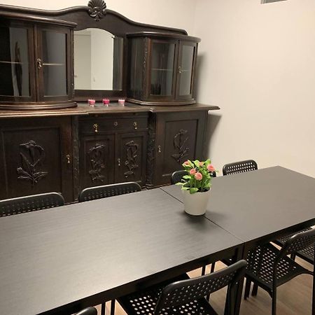 Central Private Rooms In Popular Neighborhood! Köln Kültér fotó