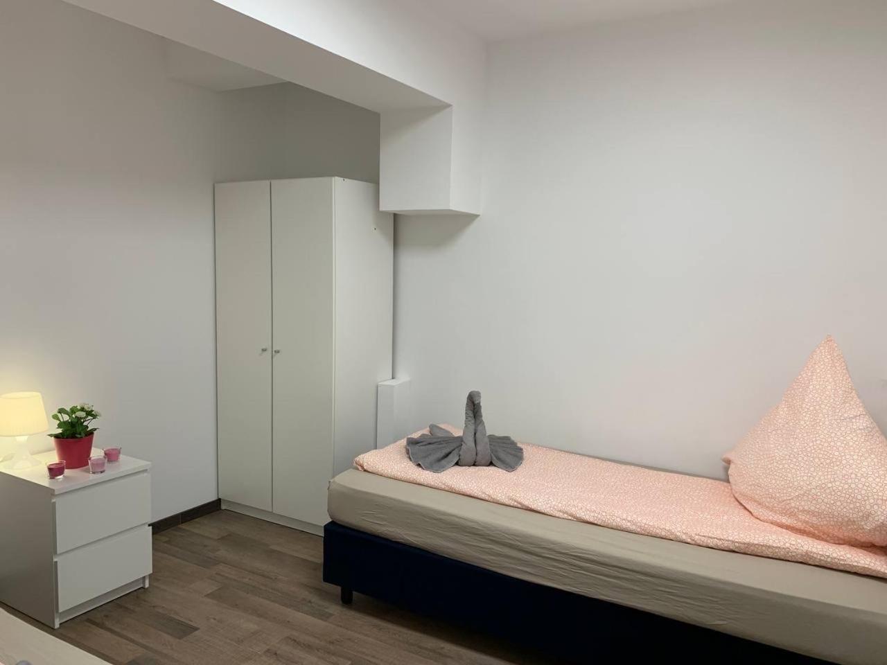 Central Private Rooms In Popular Neighborhood! Köln Kültér fotó