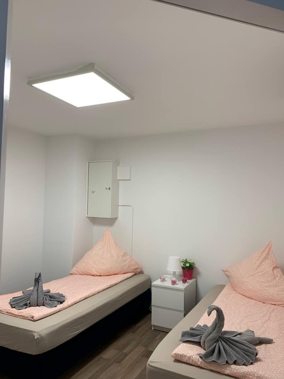 Central Private Rooms In Popular Neighborhood! Köln Kültér fotó